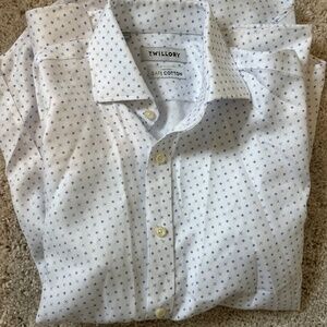 Twillory Button down/ Tailored fit/ Excellent condition